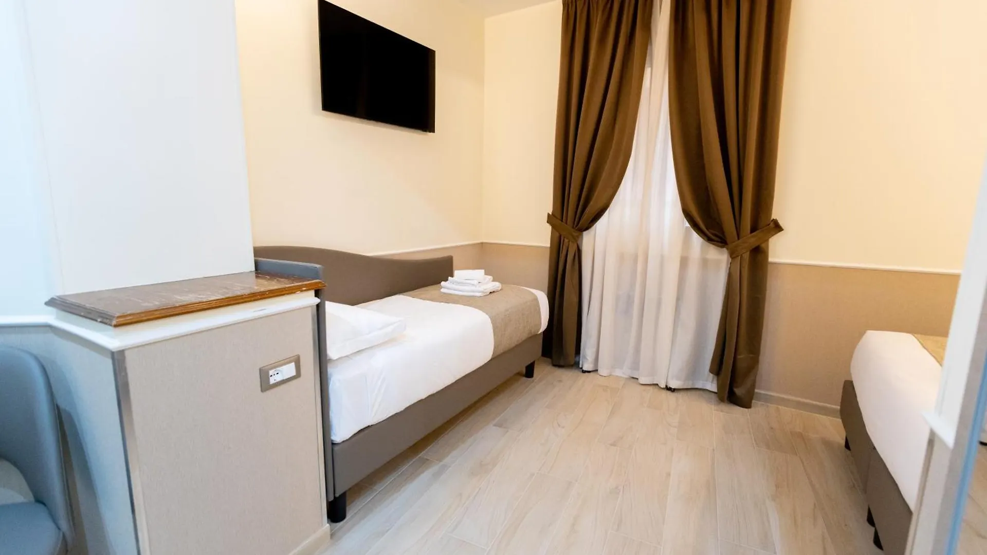 Hotel Maximus 로마
