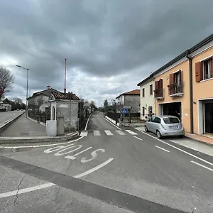 Al Capitello , Mira Italie