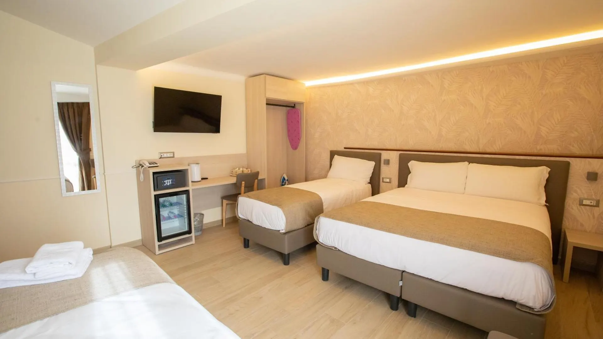 Hotel Maximus Rome 3*,